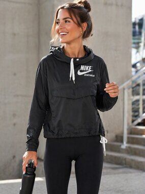 Nike Sportswear Black Pullover Anorak Jacket | Cropped | Size Small